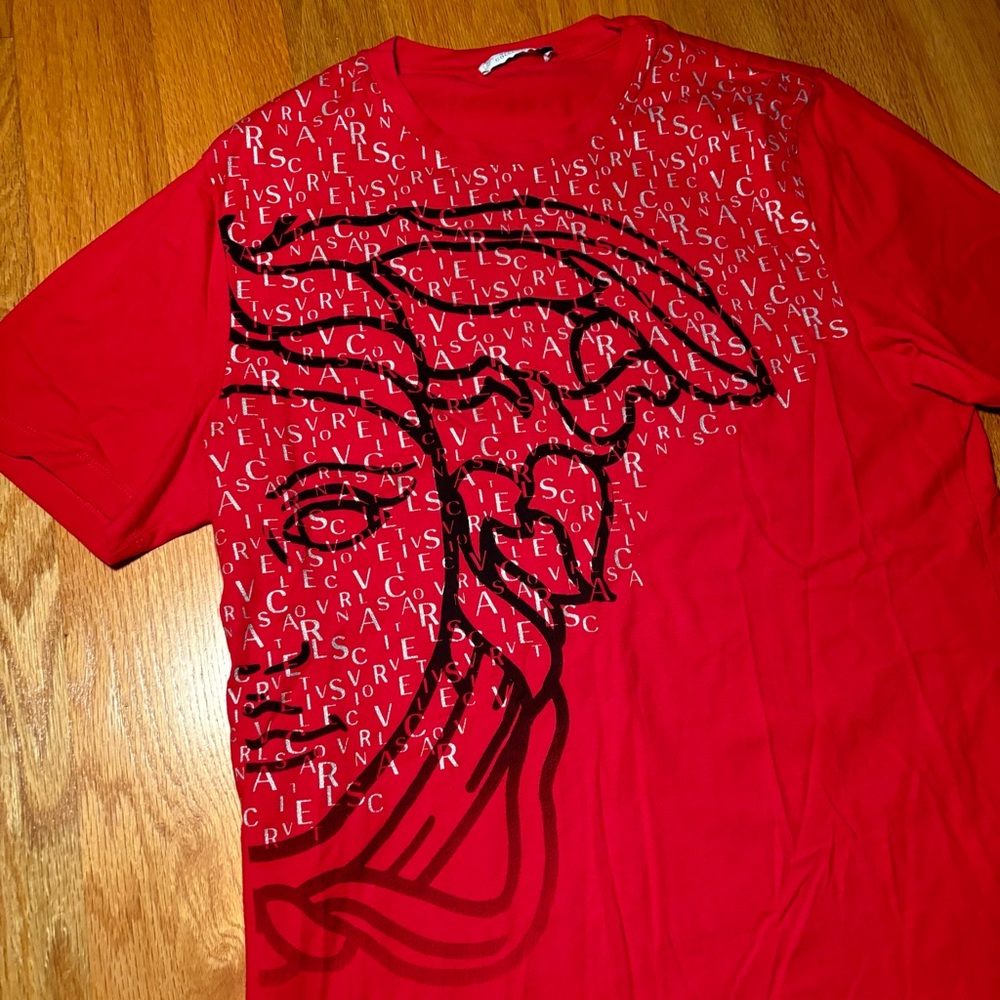 SOLD - Versace Medusa Logo Red Silver Black Tshirt - Picture 2 of 7